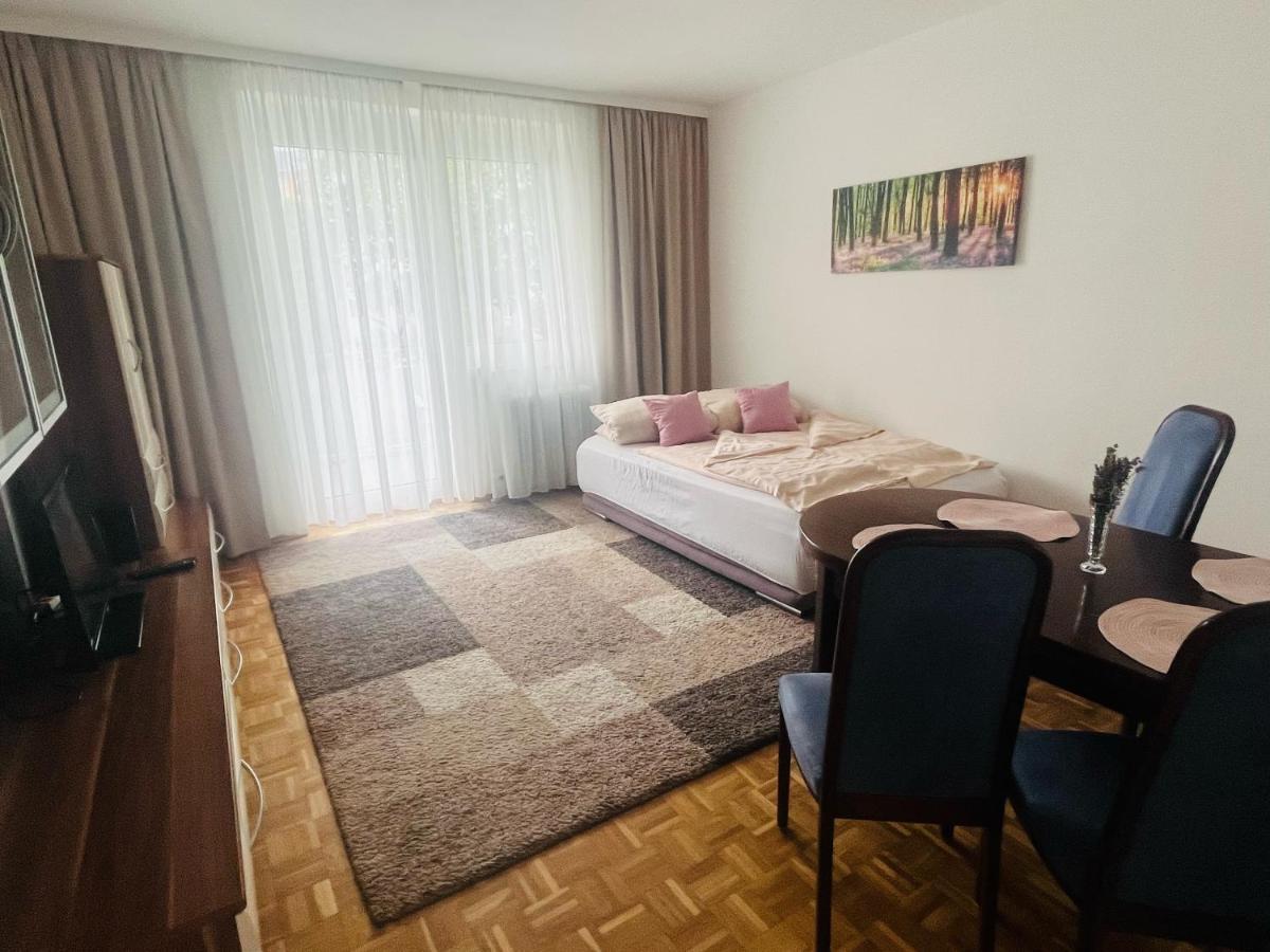Lavender Home Appart Линц Екстериор снимка