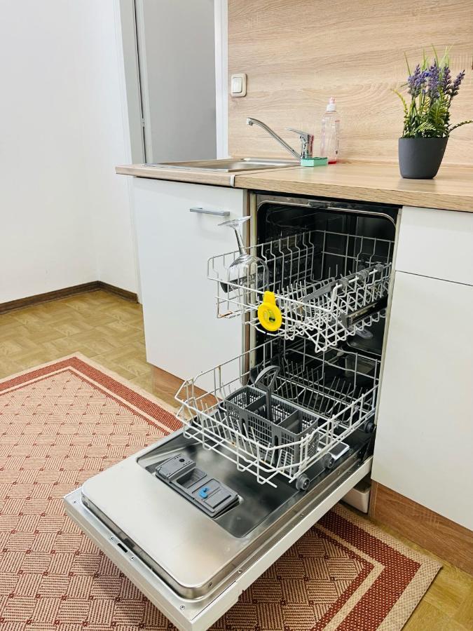 Lavender Home Appart Линц Екстериор снимка